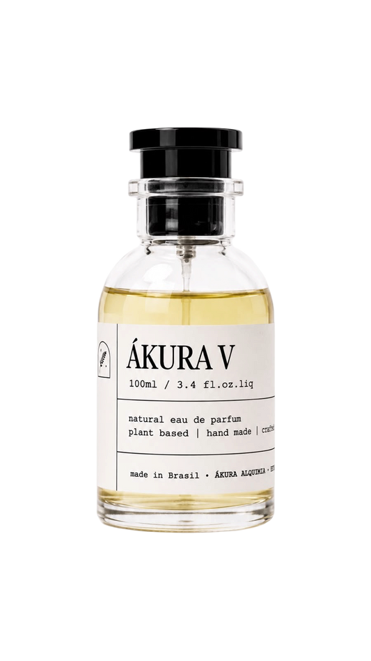 ÁKURA V